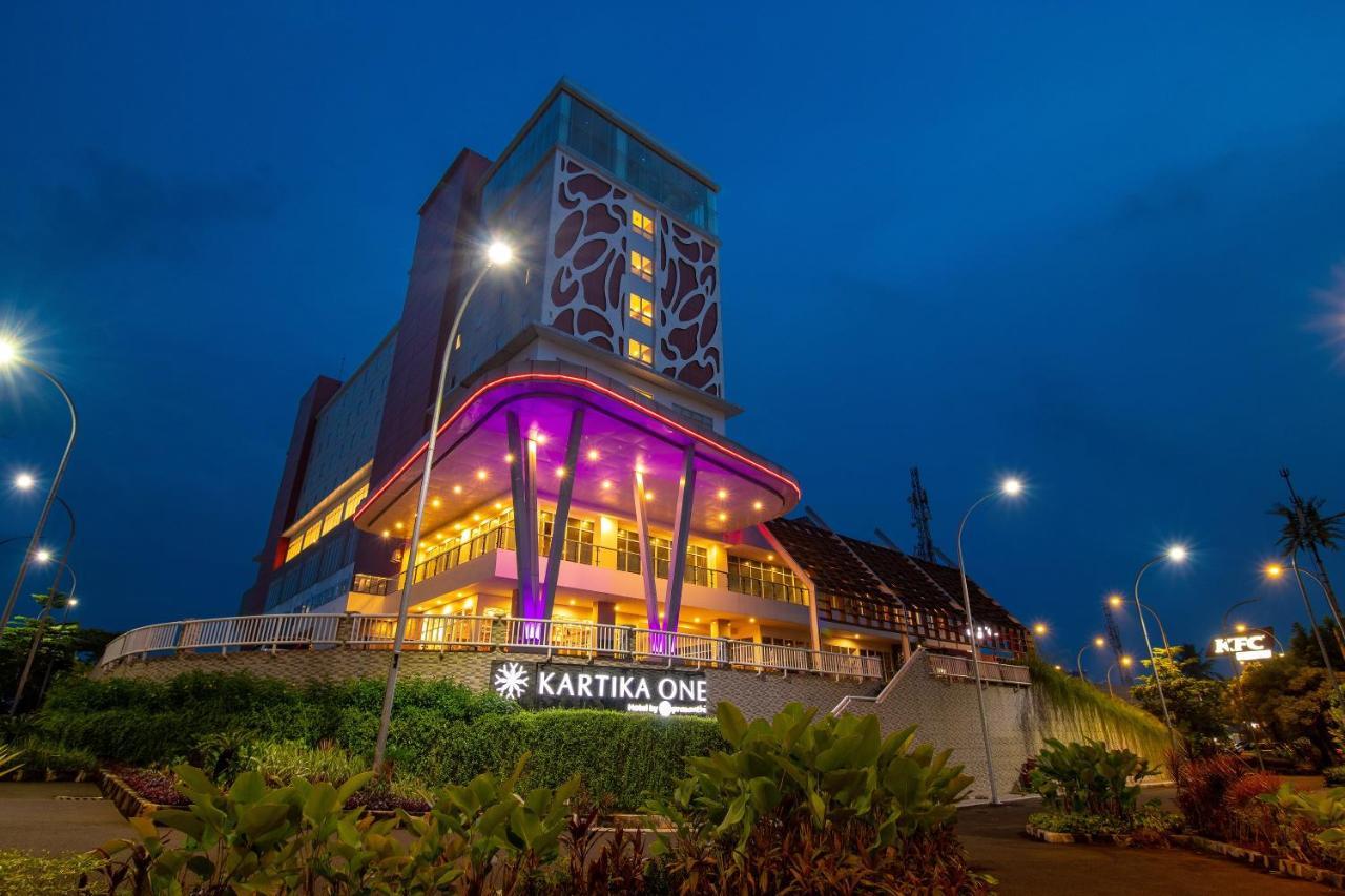 Kartika One - Jakarta 3* Pondoktjing Dua
