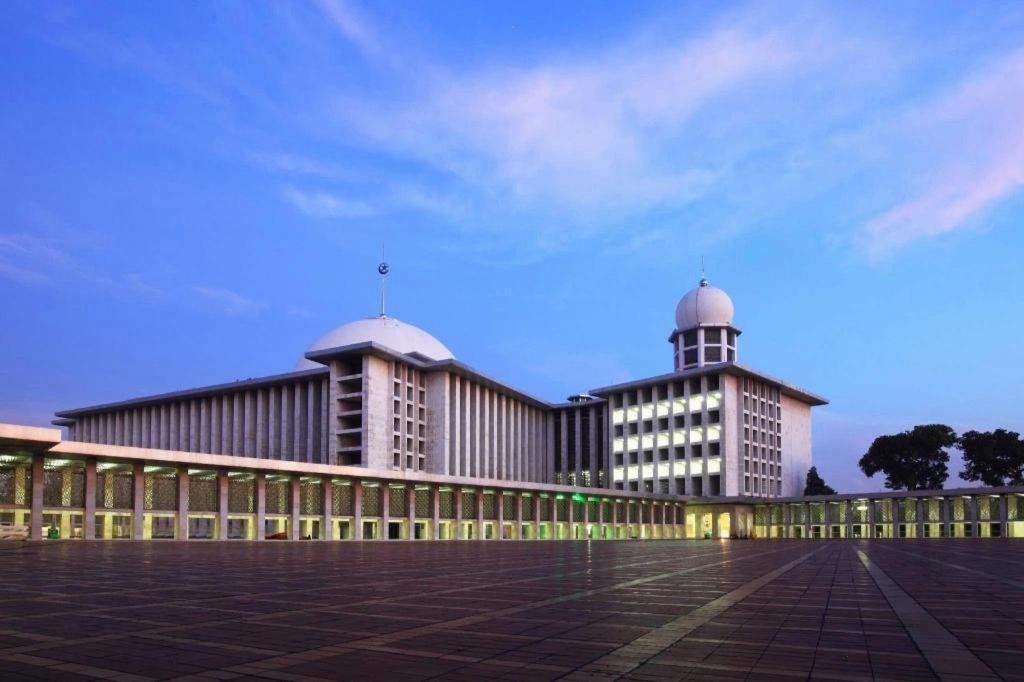 Kartika One - Jakarta 3* Pondoktjing Dua