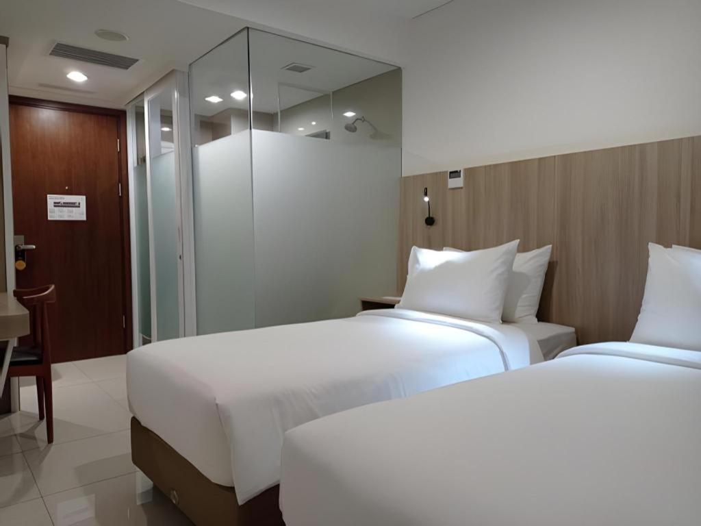 Hotel Kartika One - Jakarta 3*